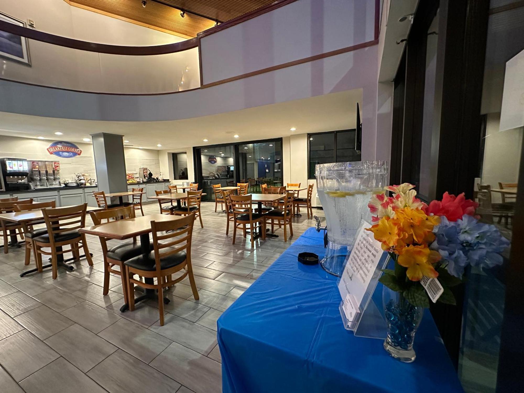 Baymont By Wyndham Indianapolis South Hotel Екстериор снимка