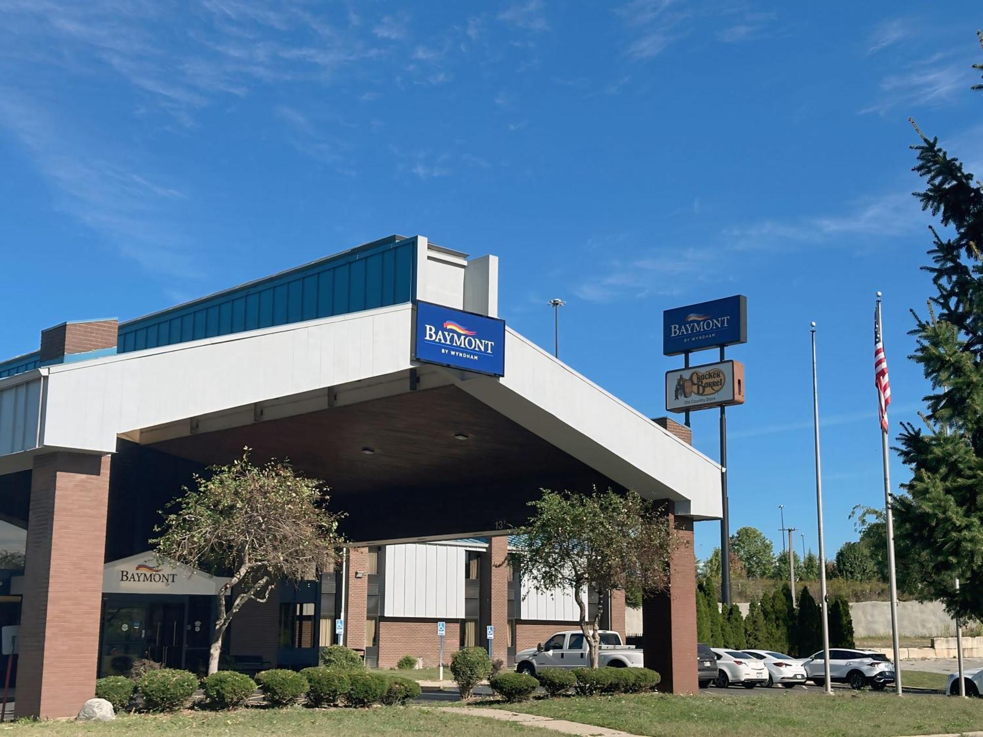 Baymont By Wyndham Indianapolis South Hotel Екстериор снимка