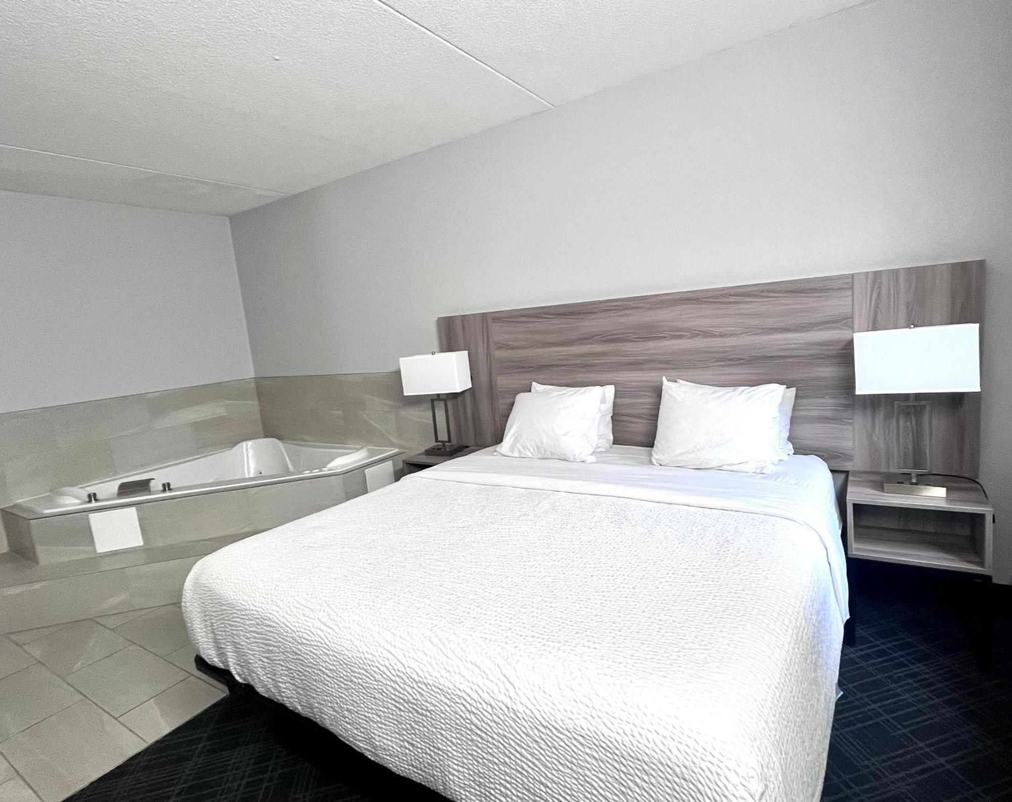 Baymont By Wyndham Indianapolis South Hotel Екстериор снимка