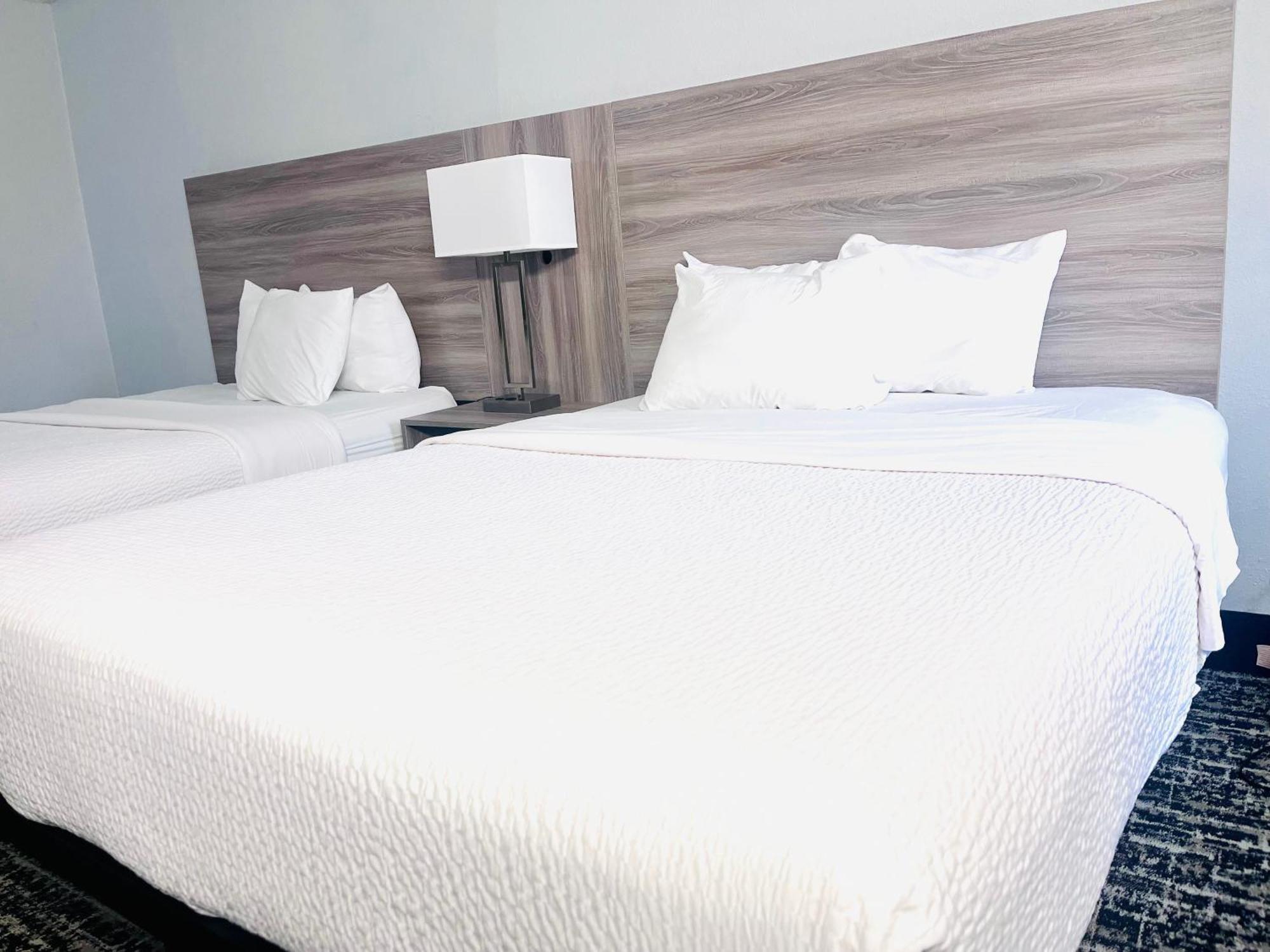 Baymont By Wyndham Indianapolis South Hotel Екстериор снимка