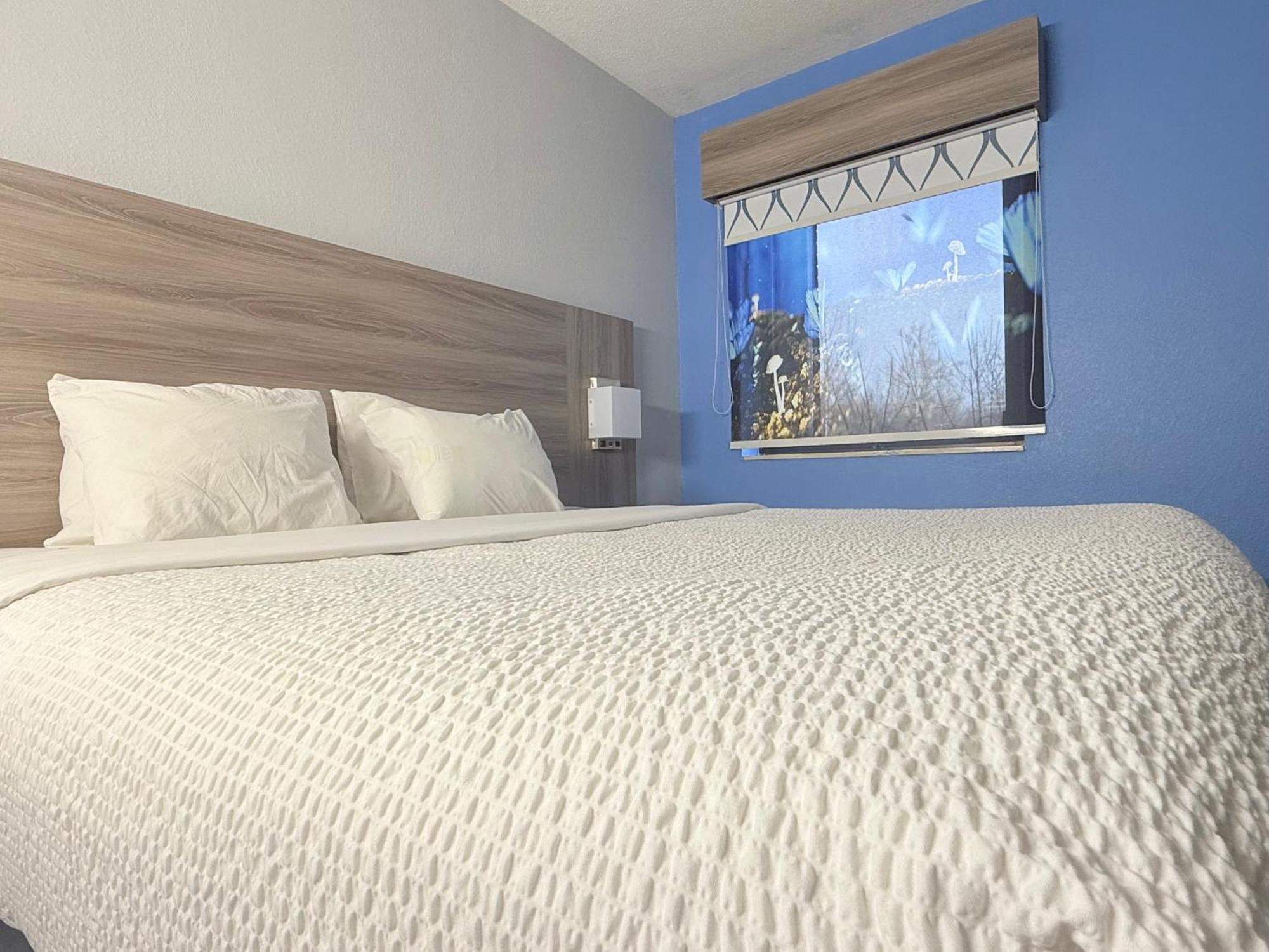 Baymont By Wyndham Indianapolis South Hotel Екстериор снимка