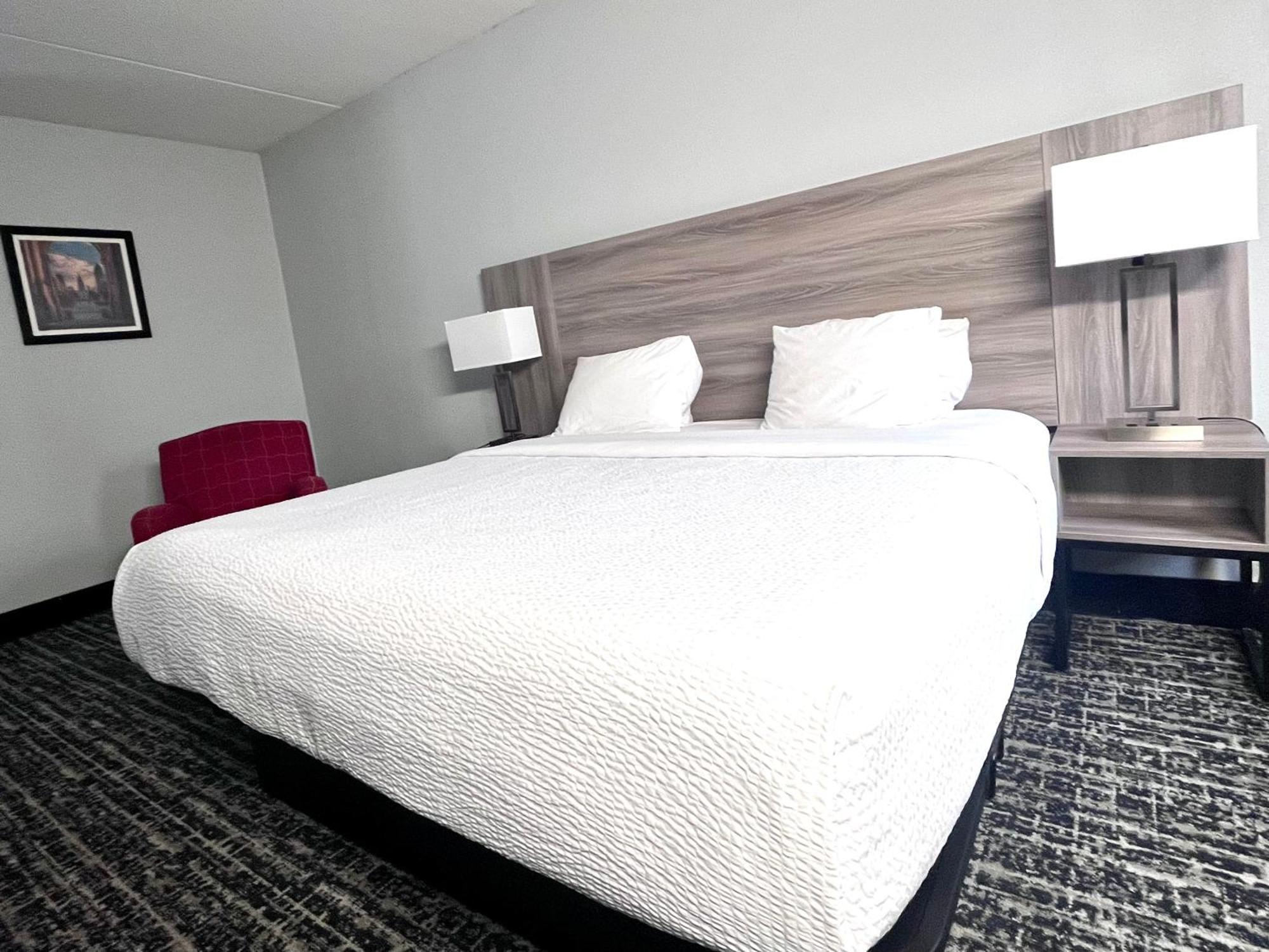 Baymont By Wyndham Indianapolis South Hotel Екстериор снимка